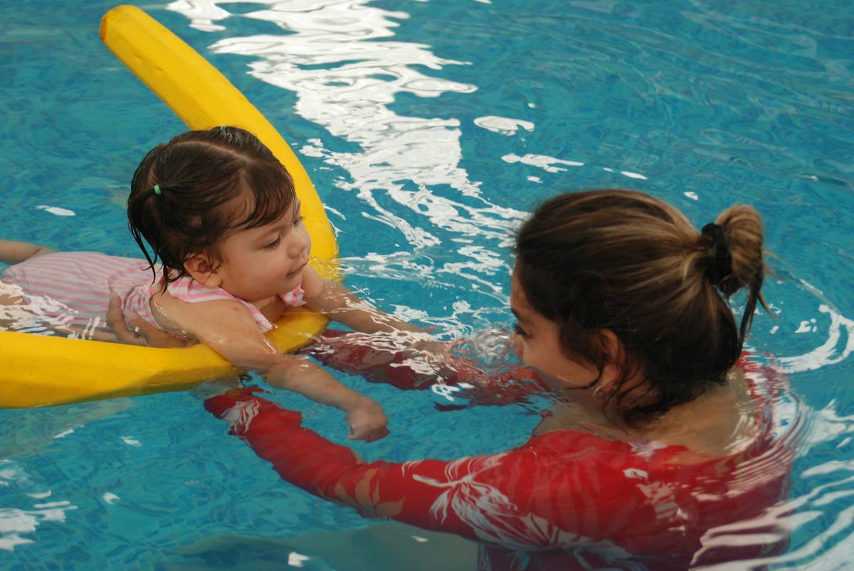 Basic Swimming Techniques for Beginners: 7 Proven Tips to Avoid Costly Mistakes